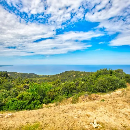 Camali, 8 Guests, Infinity Pool, Sea View Villa *