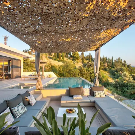 Camali, 8 Guests, Infinity Pool, Sea View Villa