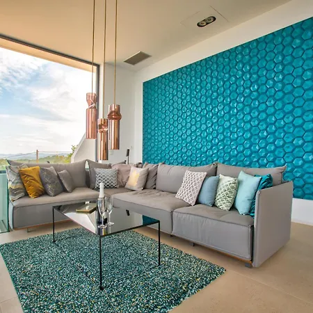 Camali, 8 Guests, Infinity Pool, Sea View Manthiréa