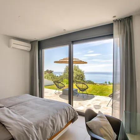 Camali, 8 Guests, Infinity Pool, Sea View Manthiréa