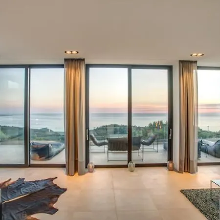 Villa Camali, 8 Guests, Infinity Pool, Sea View