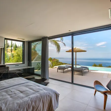 Camali, 8 Guests, Infinity Pool, Sea View Villa