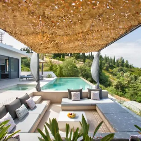 Camali, 8 Guests, Infinity Pool, Sea View *