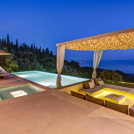Camali, 8 Guests, Infinity Pool, Sea View Villa