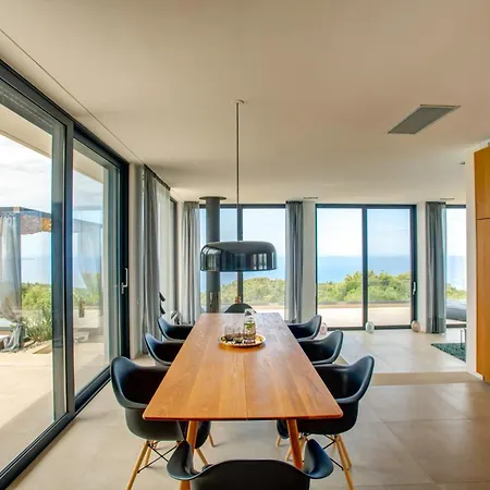 Camali, 8 Guests, Infinity Pool, Sea View